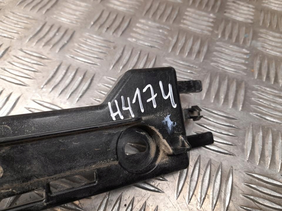 Кронштейн салону mercedes-benz eqe v295 2023 a2956905101 Недорого