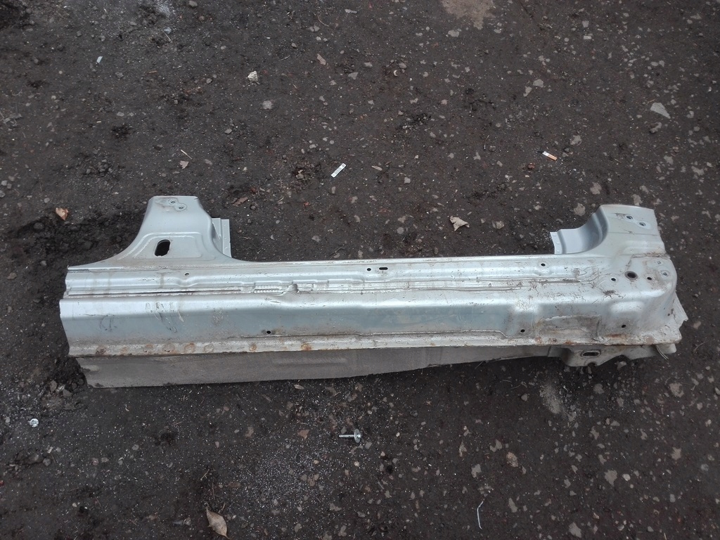 фото №1, Ford kuga mk1 порог блок двигателя правый