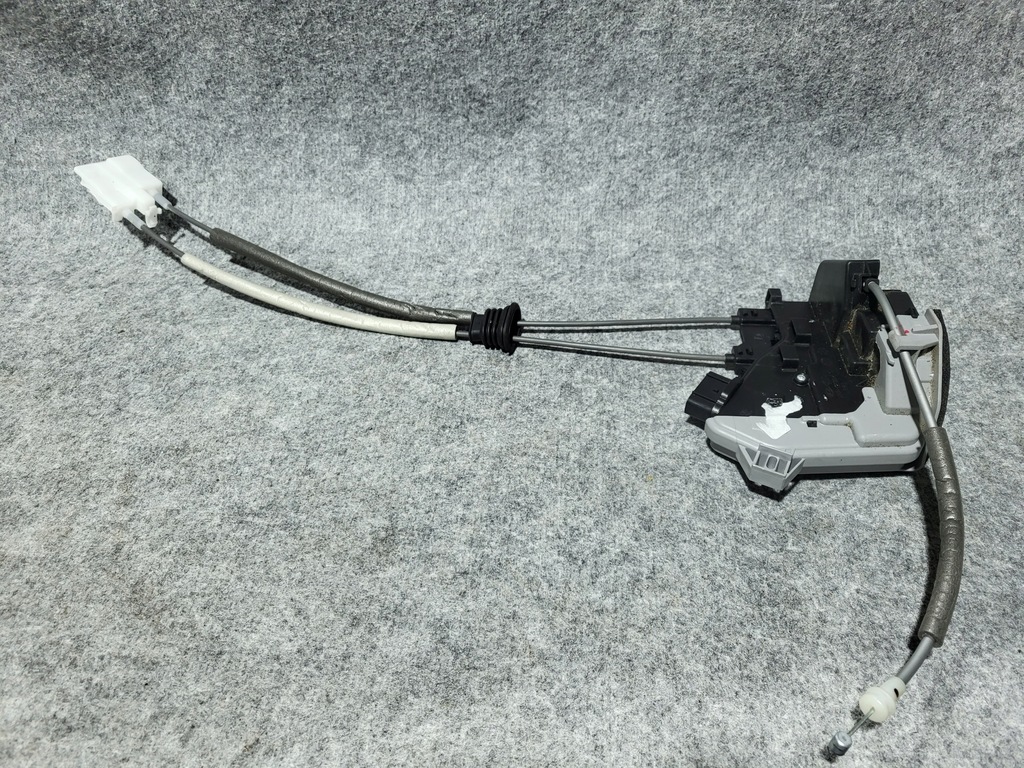 фото №1, Hyundai ioniq 2018 замок дверь правый задняя