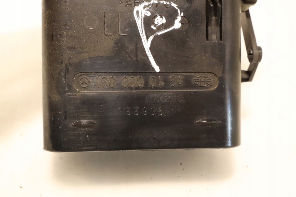 фото №7, Решітка обдув права mercedes slk 200 r170