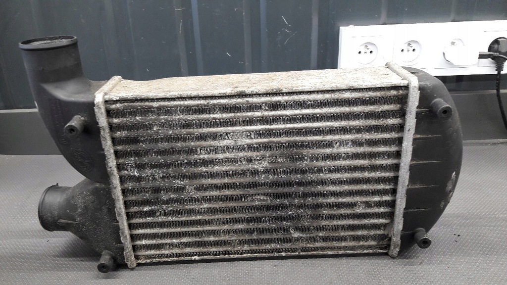 фото №1, 7626413 интеркулер lancia delta ii 1,9 td