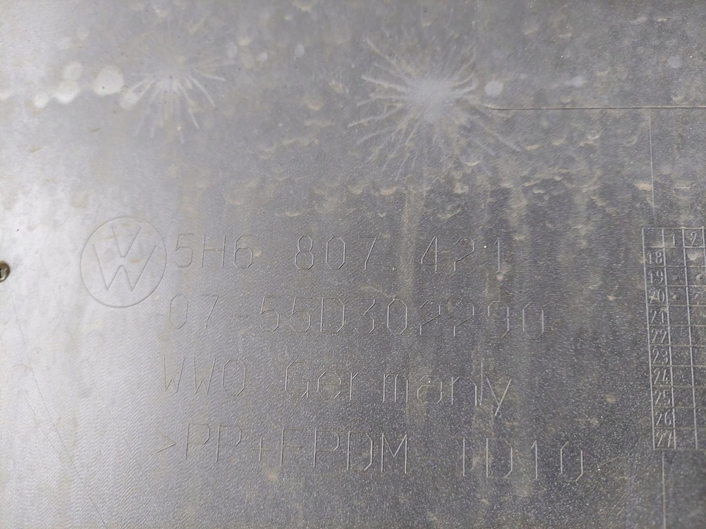 фото №7, Vw golf viii 5h6 бампер задняя 5h6807421 оригинал