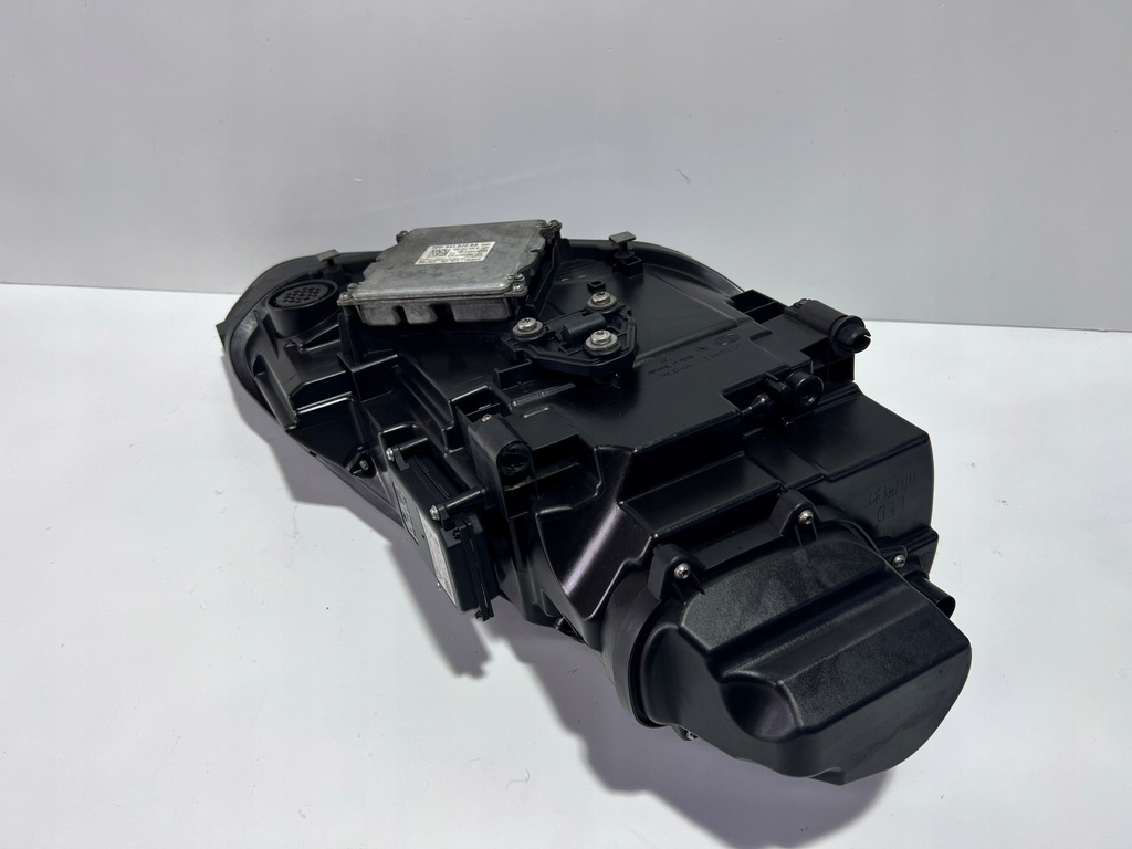 фото №13, Porsche cayenne lift 7p5 full led matrix лампа