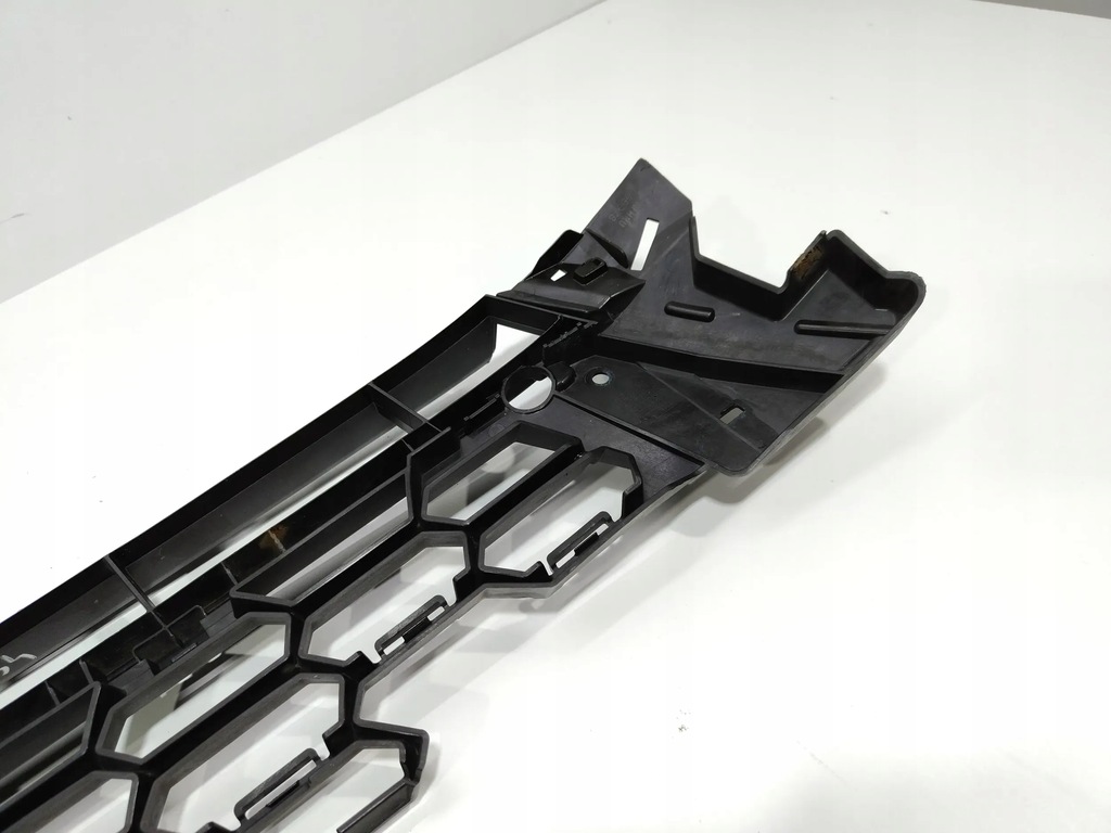 фото №12, Audi a3 8y решітка середня ładna 8y0807647a