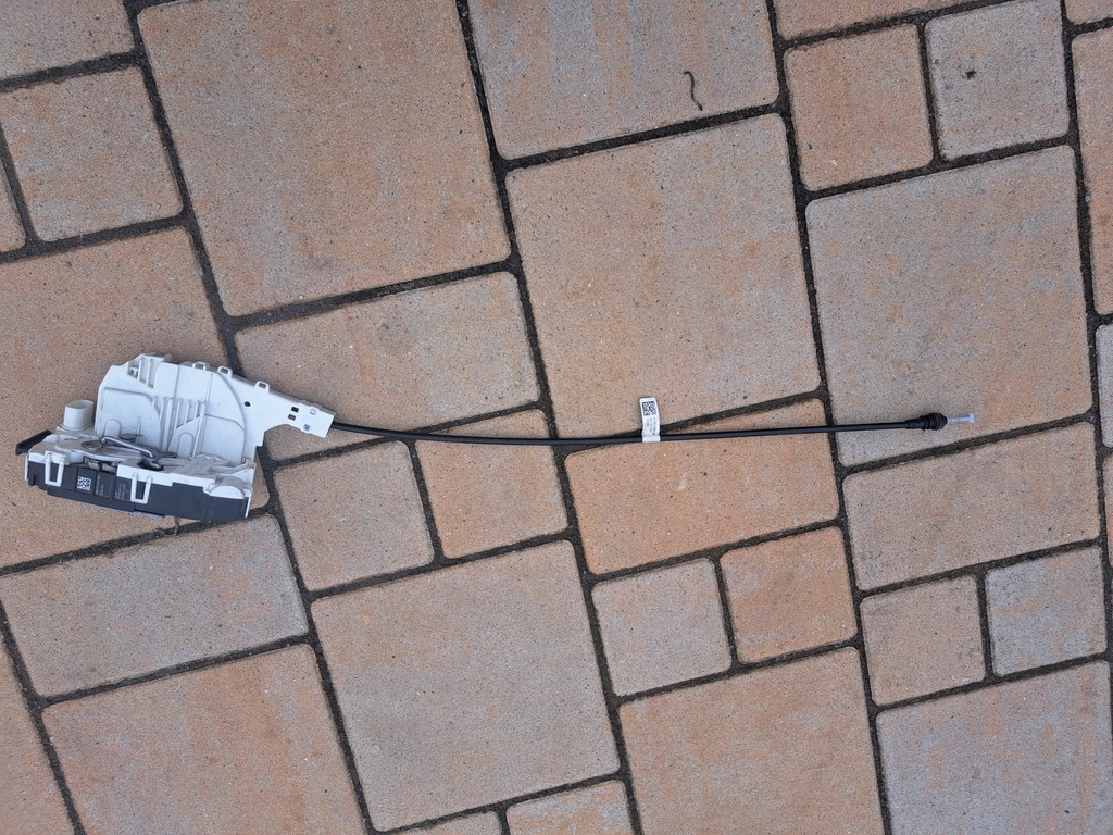 фото №1, Mercedes sprinter замок дверь задних a 9107407500