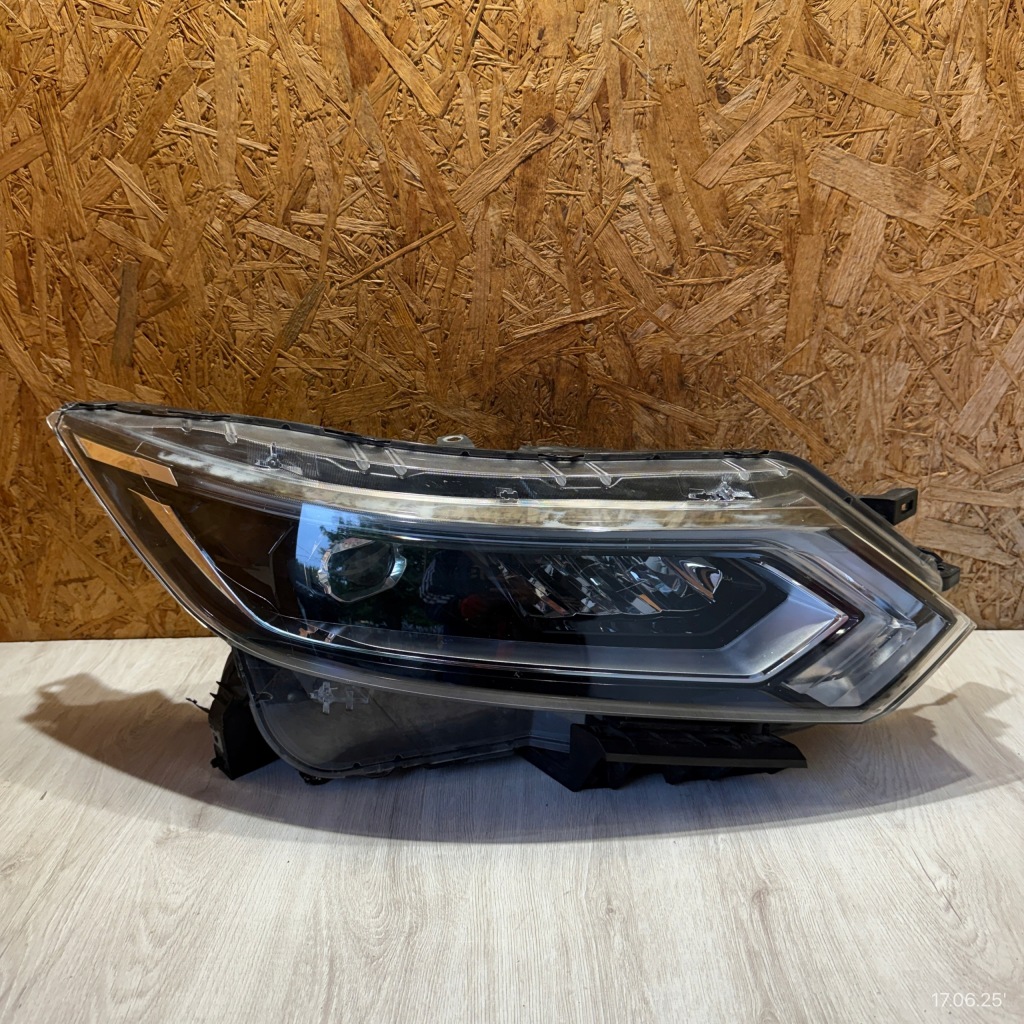 Купить Фара передняя правый  nissan qashqai 2 j11 рестайлинг  2020 год full led