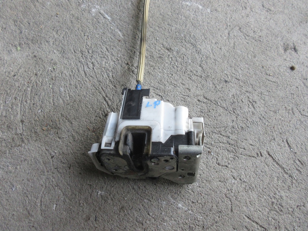 фото №1, Fiat doblo ii 2011 r. замок левый перед 5pin