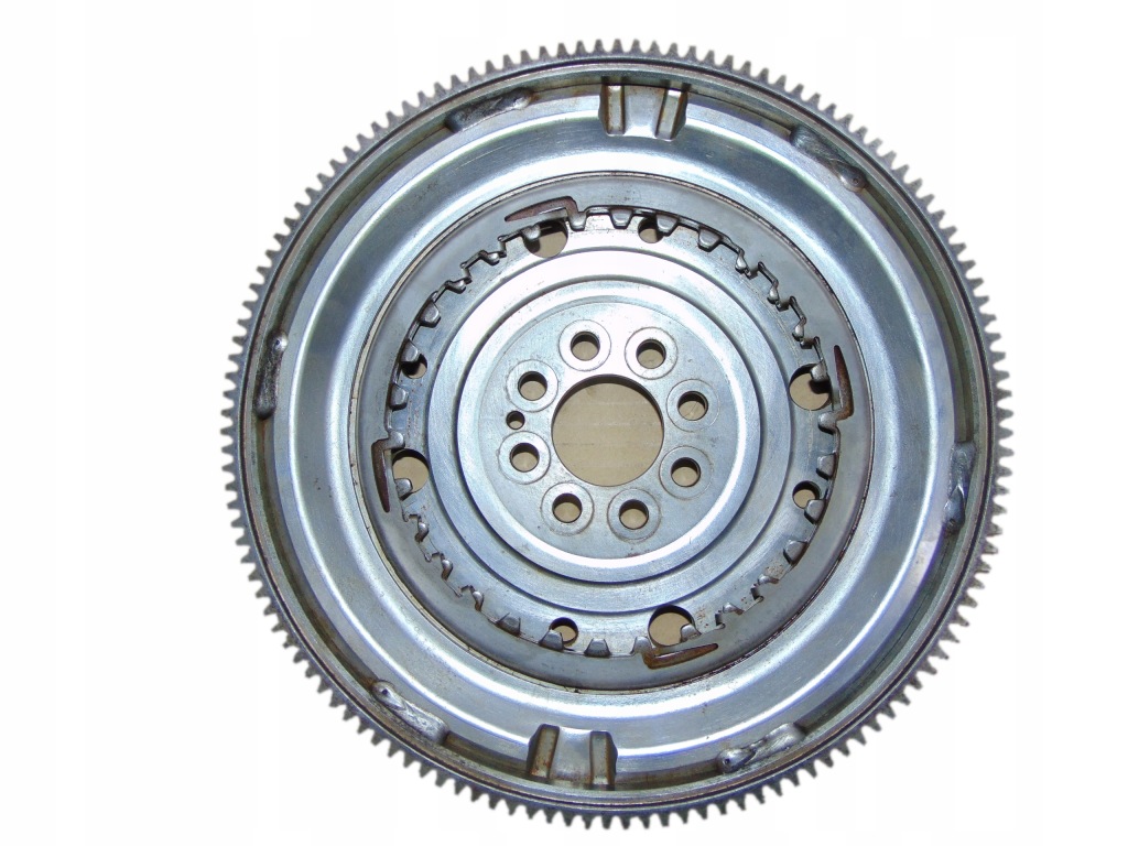 фото №1, Vw passat b8 dsg колесо двухмассовый 06k105266e