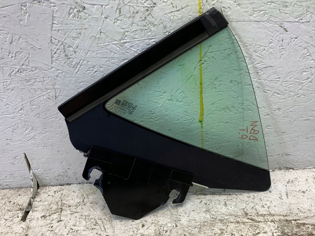 фото №6, Aston martin db11 cabrio стекло правый задняя