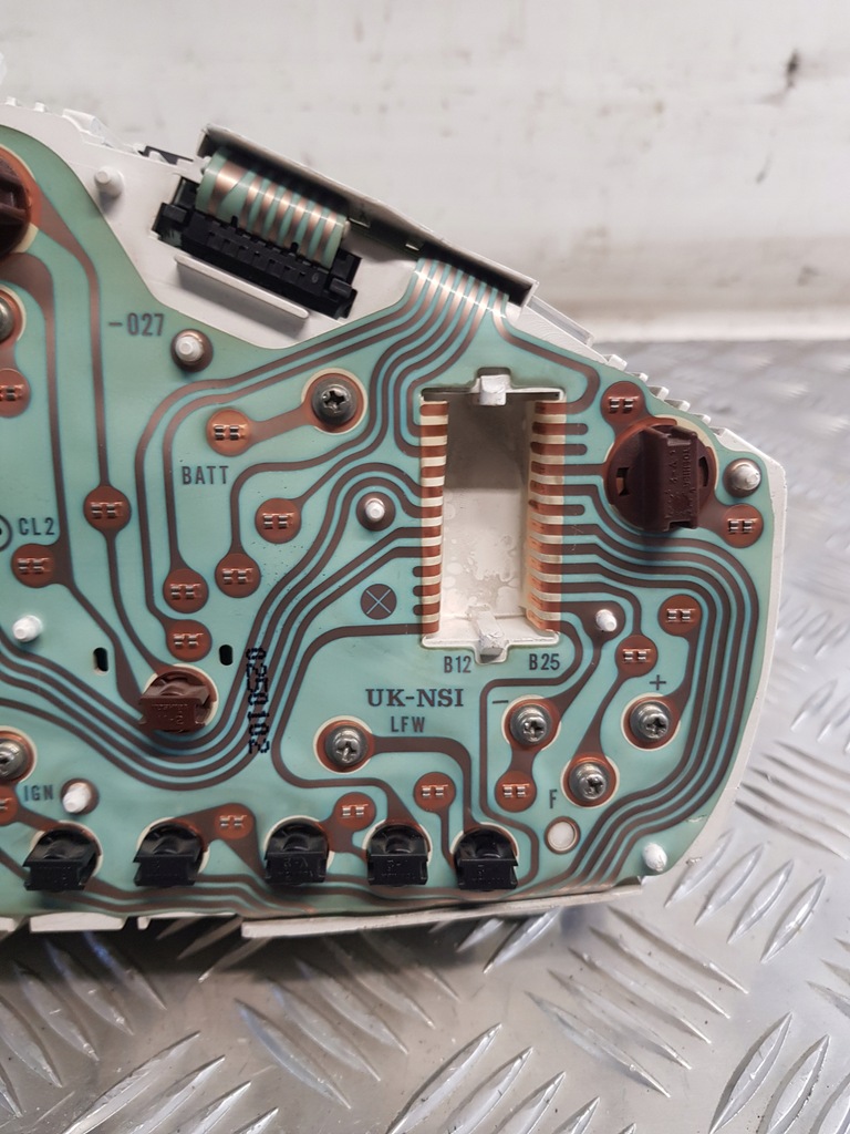 фото №8, Счетчик mitsubishi carisma 1.8gdi 01r- europa