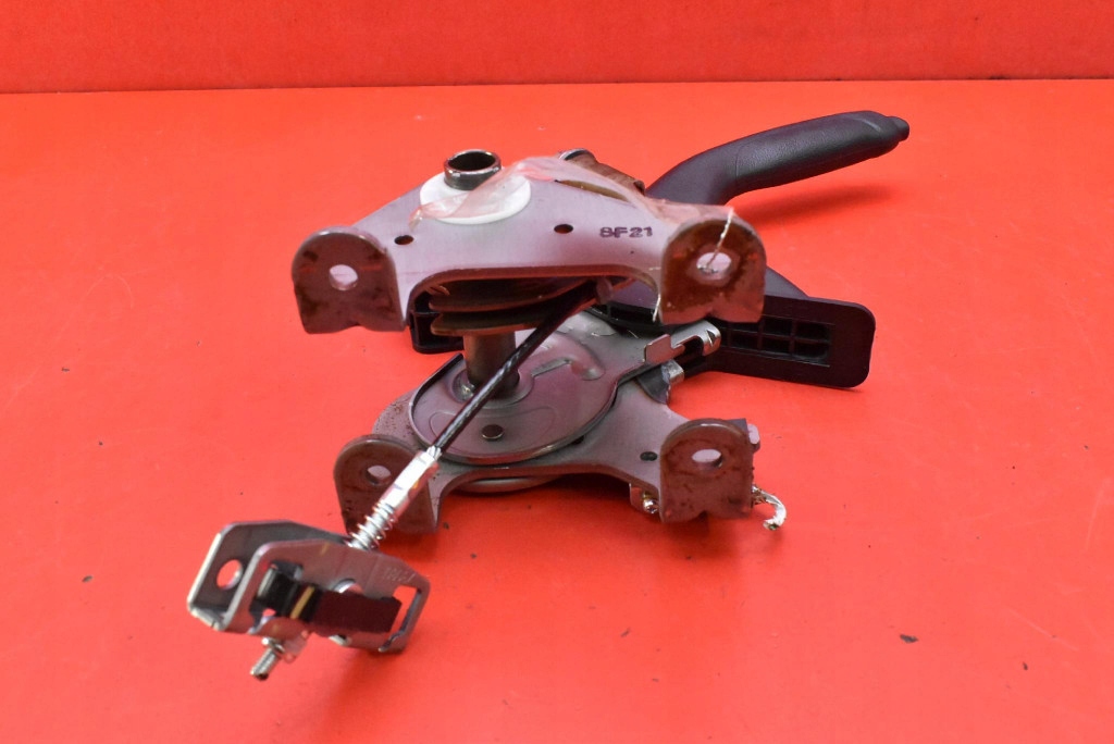 Рычаг тормоза ручного hyundai kona 1 1 17-19 в Украине