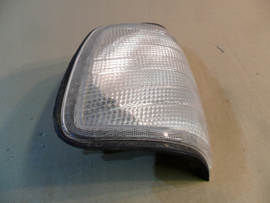 фото №8, Поворотник левый mercedes vito w638