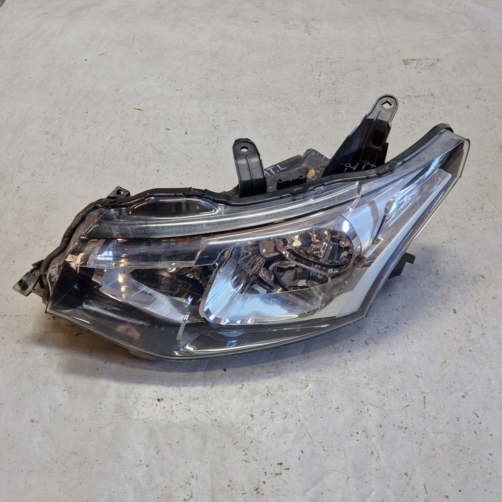 фото №1, Mitsubishi outlander iii 2015 лампа левый перед передняя