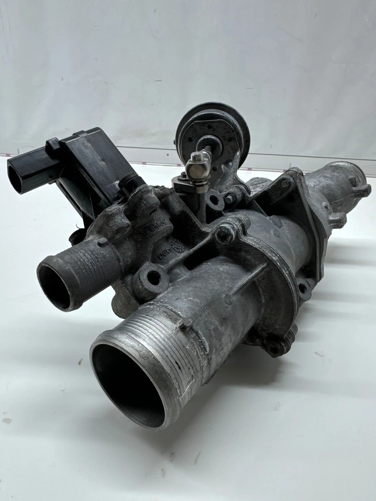 фото №2, Land rover discovery 4 - lr4 2016 радиатор выхлопных газов