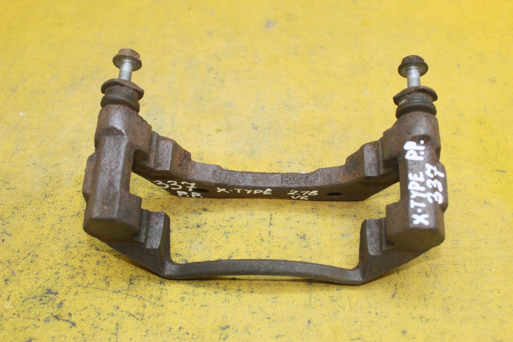 фото №1, Скоба суппорт правый перед x-type 2.1 v6