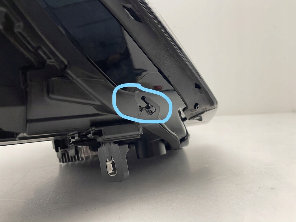 фото №6, Лампа передняя правая audi a3 8y full led 8y0941034