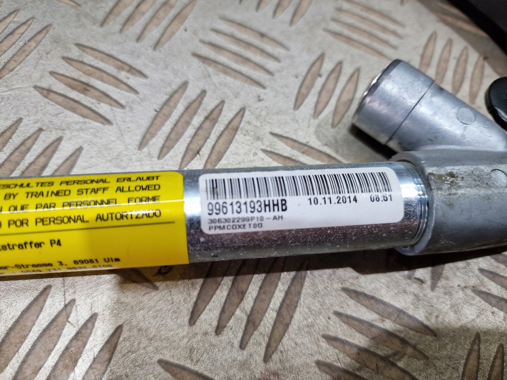 фото №8, Ремені натягувачі ременів натягувачі перед insignia a