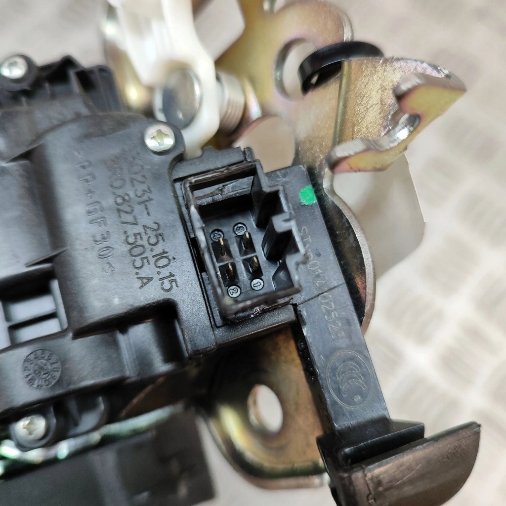 фото №5, Audi q3 8u 2016 замок крышки задний / багажника