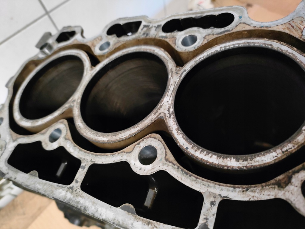 фото №5, Блок двигателя ford focus mk2 c-max mk1 1.6 tdci g8db