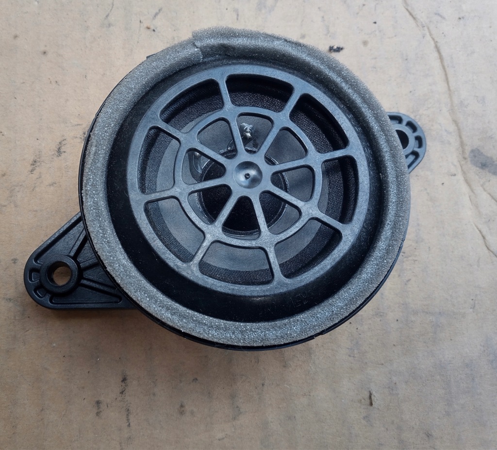фото №1, Динамік bose audi q3 8u0035416b