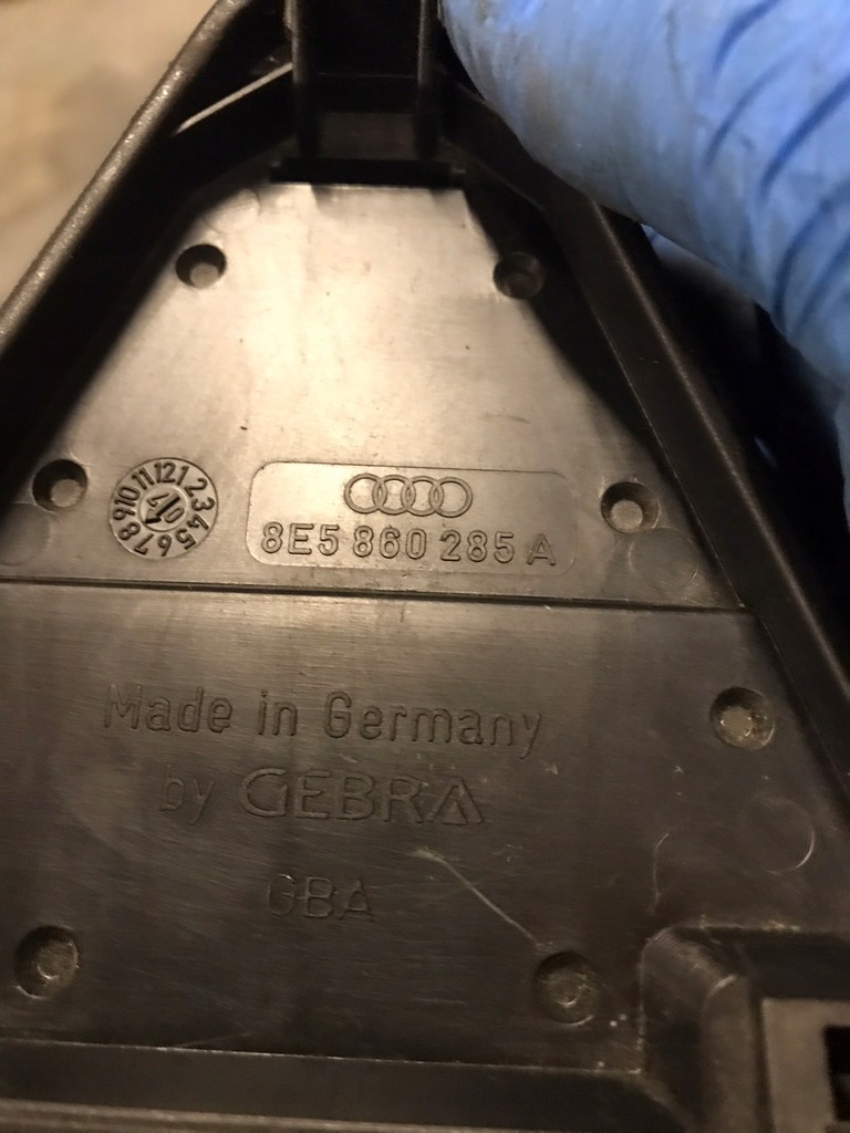 фото №5, Audi a4 b7 кронштейн кронштейн трикутник 8e5860285a