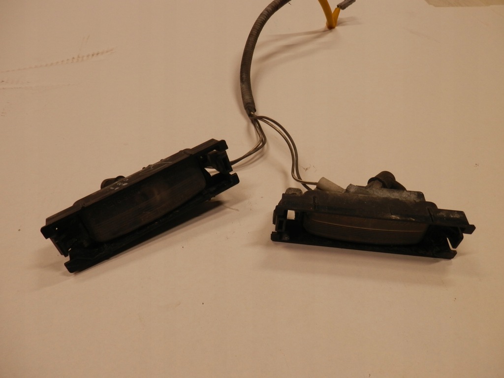 фото №1, Lexus sc430 лампа підсвітка номерного знака реєстраційний