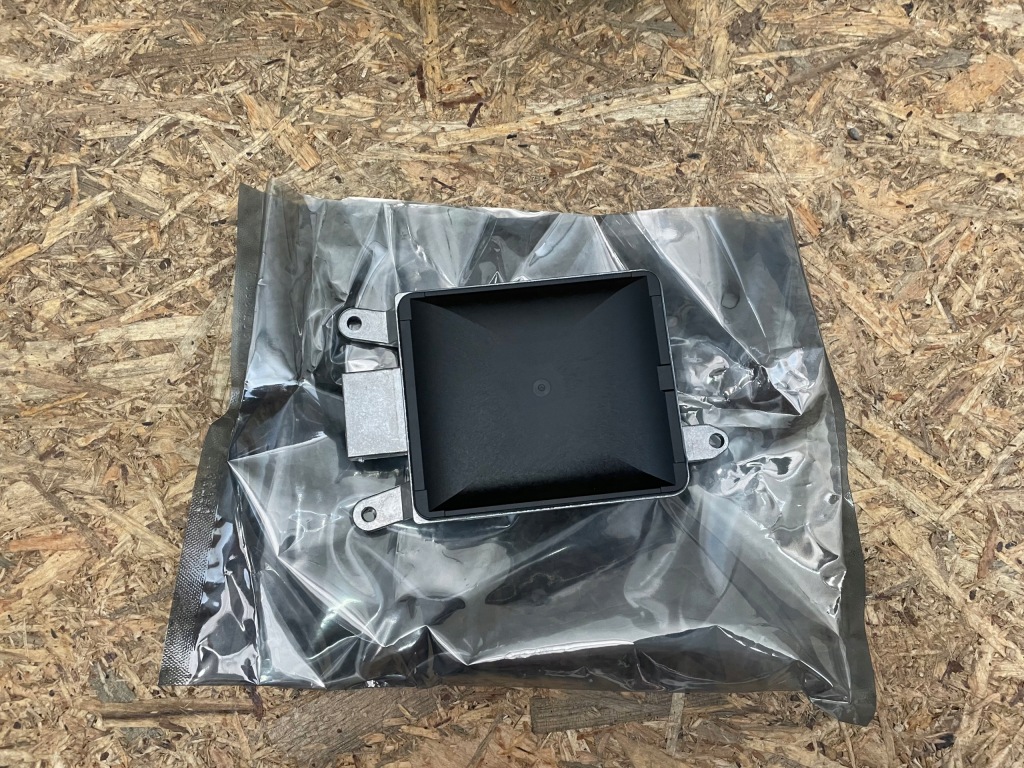 фото №3, Bmw f30 f32 f36 модуль ассистент переключения поперечина движения