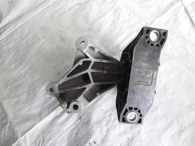 фото №8, Кронштейн подушка двигуна clio iv captur tce renault