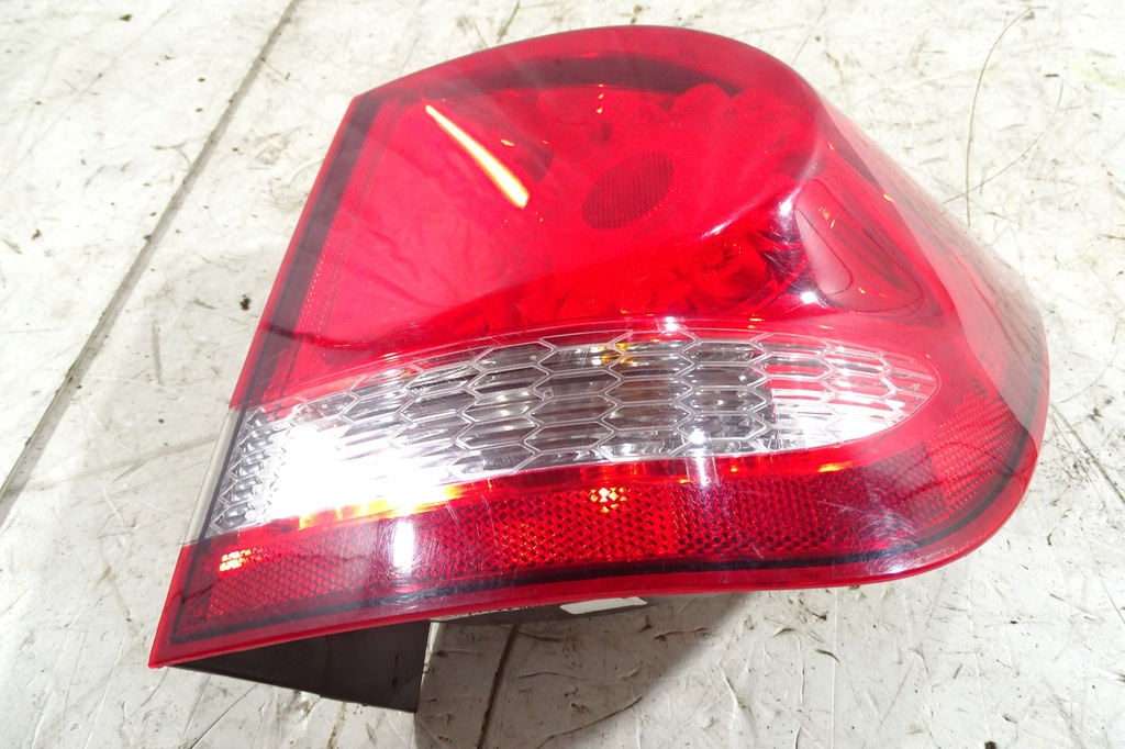 фото №1, Journey freemont 11- лампа правая задняя крыла karo