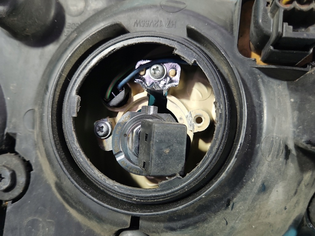 фото №9, Фара правый лампа перед hyundai elantra 00-06 europa