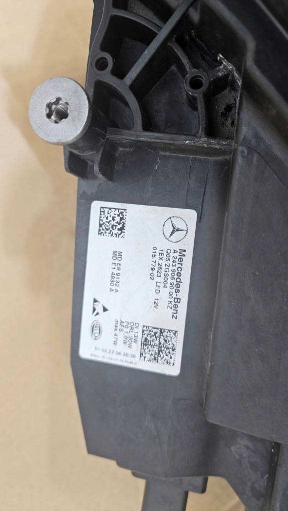 Лампа правая перед передняя mercedes eqa eqb full led a2439069000 Оригинал