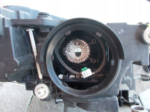 Skoda superb 3 3v bi-xenon 15- фара левая передняя оригинал европа в Украине