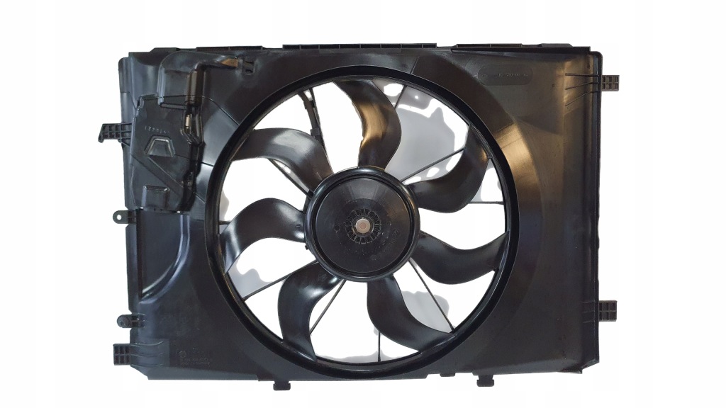 фото №1, Mercedes вентилятор a2465000093 w156 w176 w246