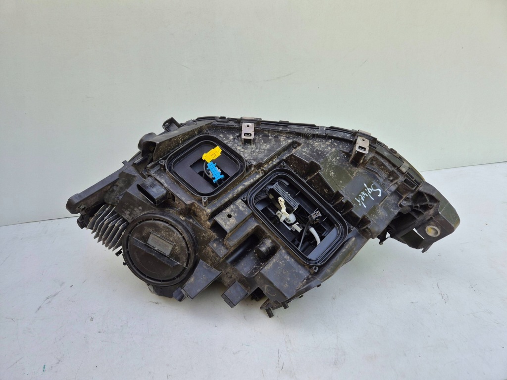 Gls 166 x166 w166 фара лампа правая full led ils a1669064603 в Украине