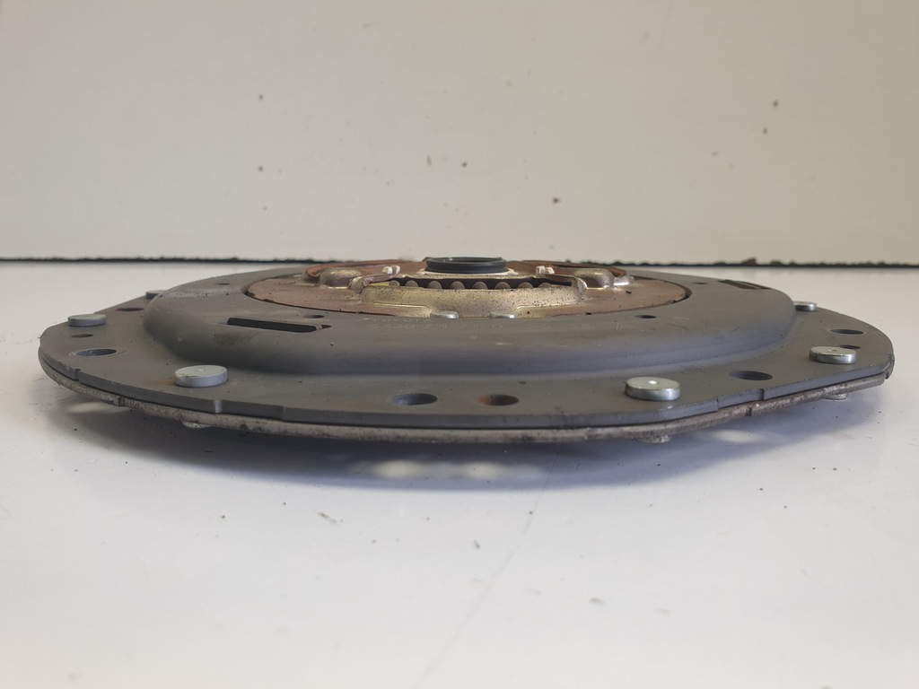 фото №7, Toyota yaris iii 1.5 hybrid сцепление диск колесо