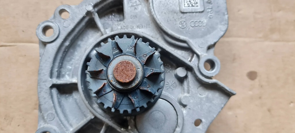 фото №7, A4 b9 8w lift насос wody 2.0 tfsi 06l121012m a5 8w a6 q5 vw audi