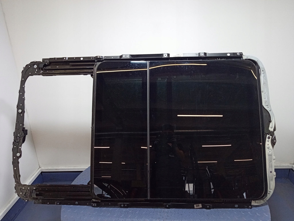 фото №1, Bmw x5 f15 люк панорама 8059025