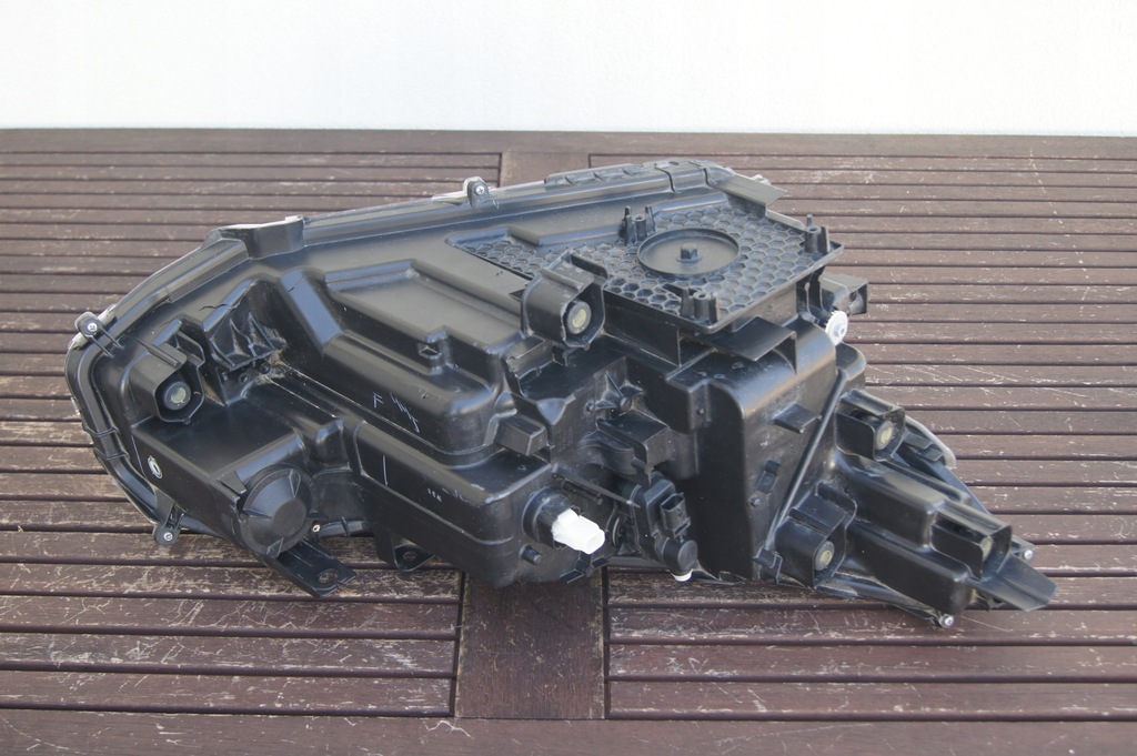 фото №11, Full led toyota yaris cross левая europa