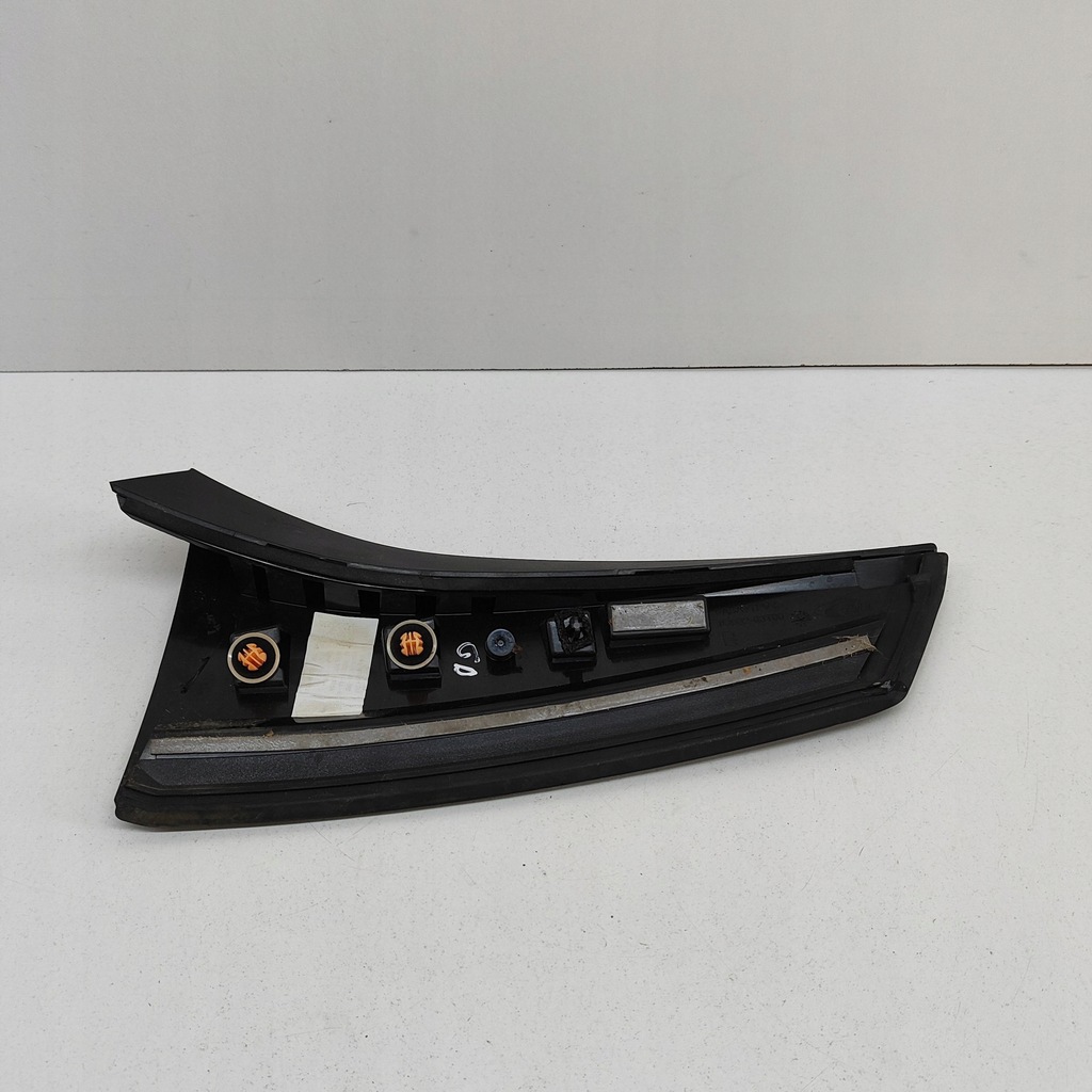 фото №5, Suzuki sx4 s-cross 2023 обшивка / оббивка задній кришки багажника