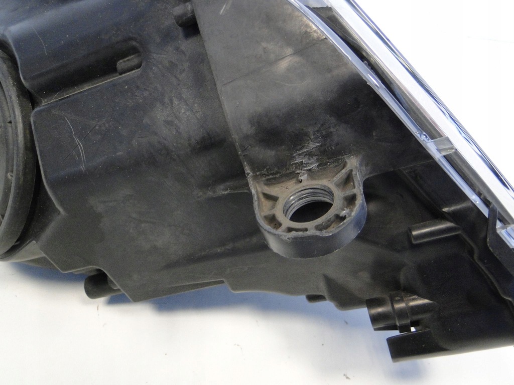 фото №9, Mercedes e w212 212 лампа левая обычная h7