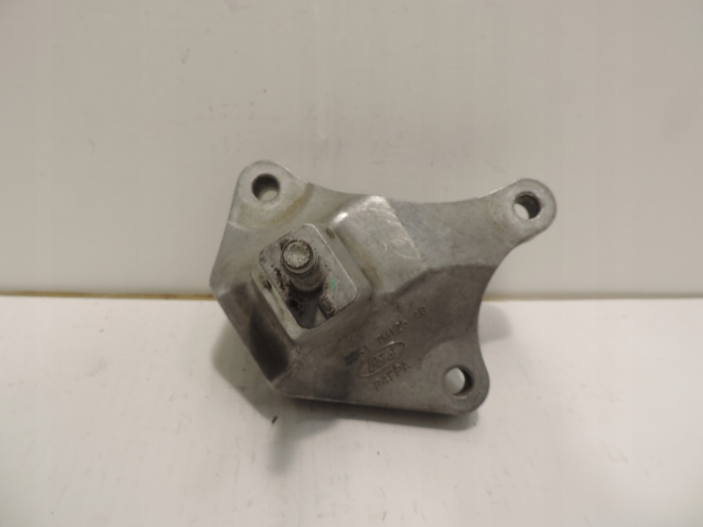фото №1, Кронштейн опора полуось ford edge mk2 ii eg91-gk305-ba 2,0 tdci