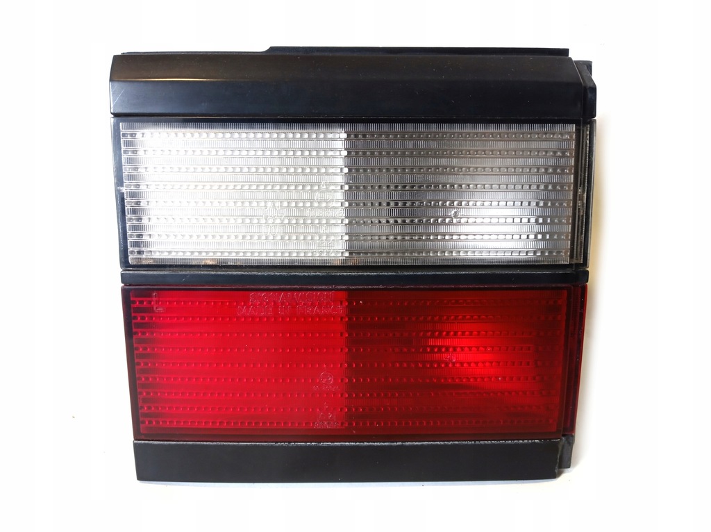 фото №1, Лампа левый задняя vw passat b3 333945107