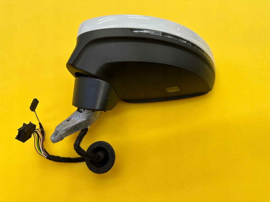 Tiguan ii 2 5na дзеркало ліва 9+2 pin асистент lc9a оригінал рестайлінг Київ