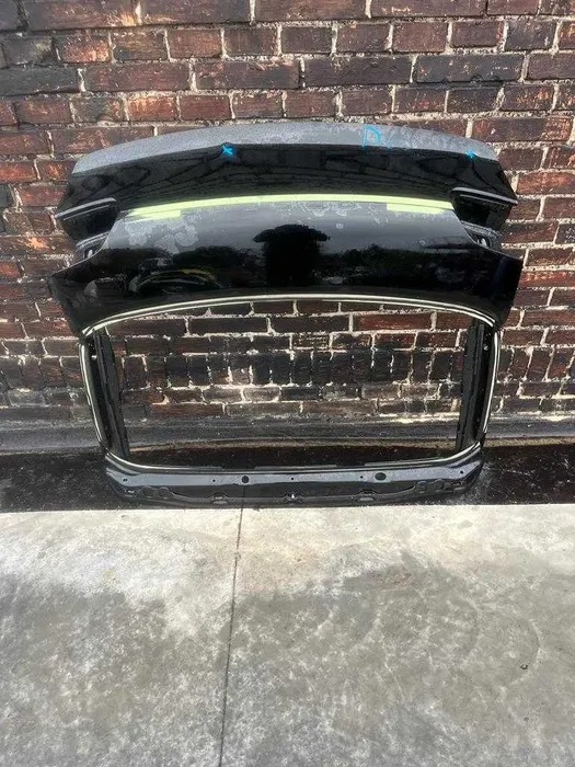 фото №1, Крышка багажника задняя porsche macan 95b p62