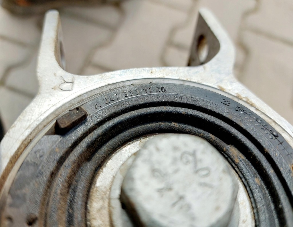 фото №12, Mercedes eqb n243 x243 23r. поворотный кулак амортизатор рычаг правый перед