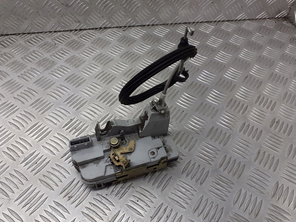 фото №1, Замок двері правий задня peugeot 307 sw 4pin