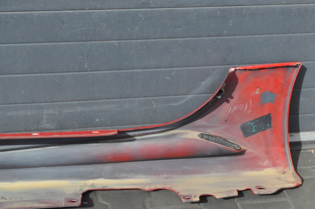 Ferrari california 4.3 накладка поріг права 69749600 Зі Шроту