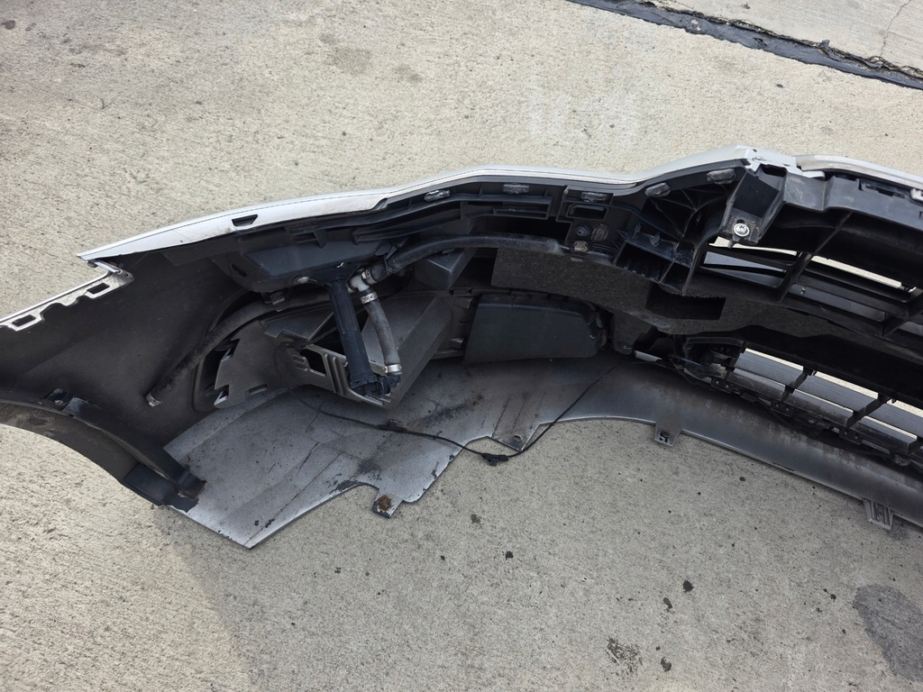 фото №13, Бампер перед kompletny audi a6 c7 s line омыватель 4 x pdc оригинал lx7w !!!