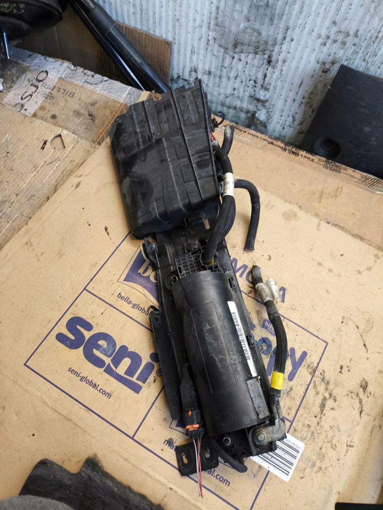 фото №1, Citroen c4 grand picasso модуль запуск стоп citroen 2.0bhdi 9809027080 ?