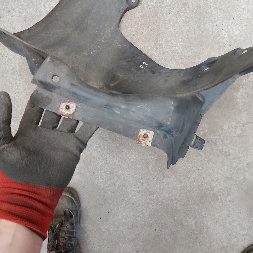 фото №11, Mercedes cls w219 подкрылок правый перед a21969010630